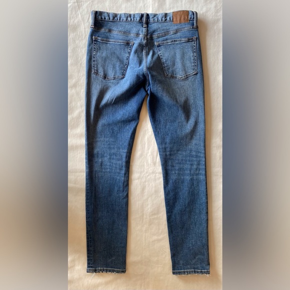 Gap Denim Skinny Fit Distressed Denim Jeans - Picture 2 of 7